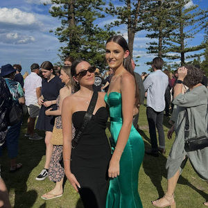 Meet your Posher, Isabel